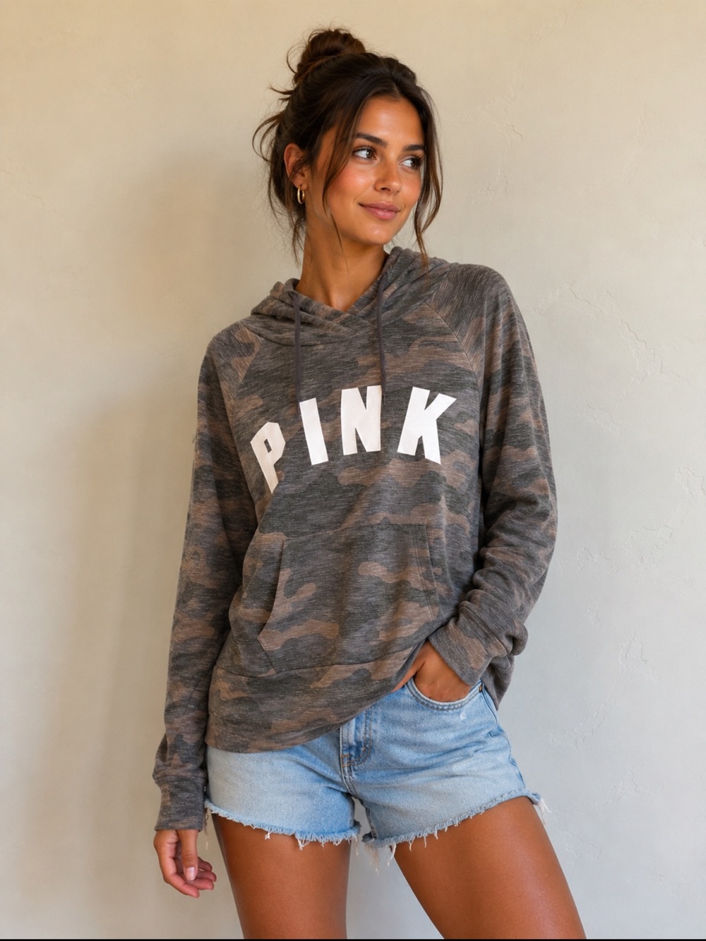 PINK Victoria’s Secret Gray Camo Hooded Sweatshirt Super Soft Lightweight
